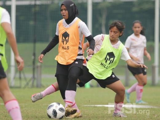 Timnas Wanita Indonesia Jalani Latihan Kebugaran dan Permainan