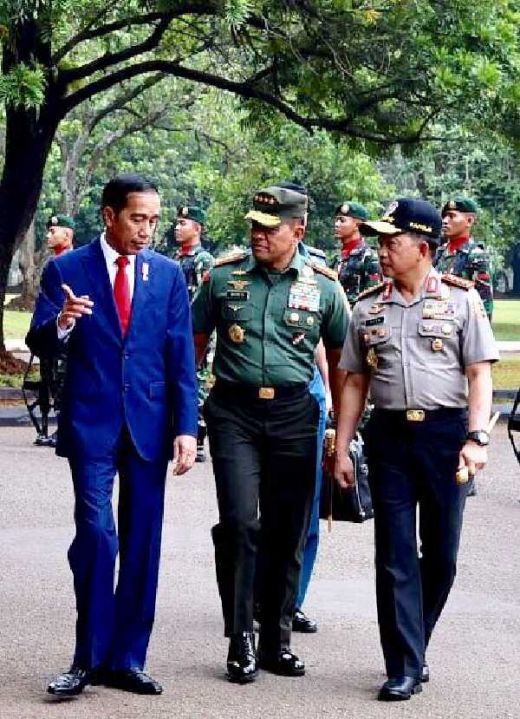 Presiden: Jadilah Perwira yang Dicintai Seluruh Rakyat Indonesia