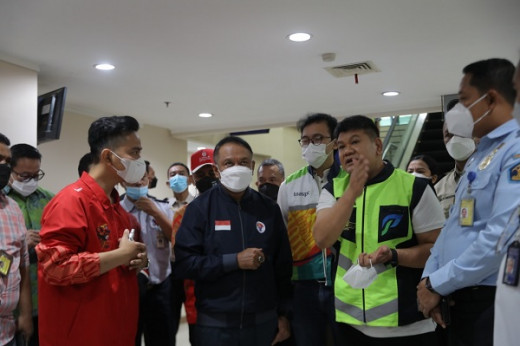 Menpora Amali dan Walikota Solo Tinjau Simulasi untuk Kedatangan Kontingen Peserta APG 2022 Solo