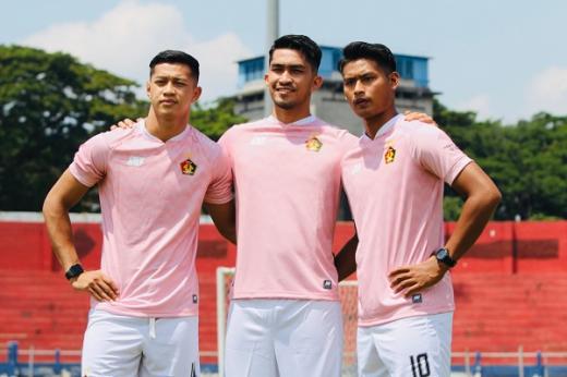 Jersey Terbaru Persik Kediri Simbol Kebesaran Hingga Kilas Balik 2007