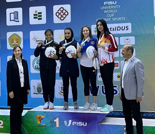 GoNews.co Thania saat berada di World Un