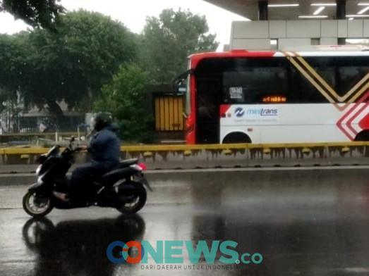 BMKG Prediksi Hari Ini Jakarta Diguyur Hujan Ringan