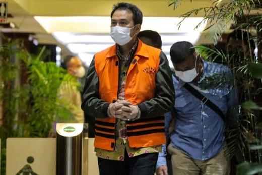 Hari Ini, Azis Syamsudin Digelandang ke Pengadilan Soal Eks Penyidik KPK Terima Suap Rp11 Miliar