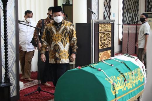 Tito Kenang Almarhum Hudori sebagai Sosok Pekerja Keras