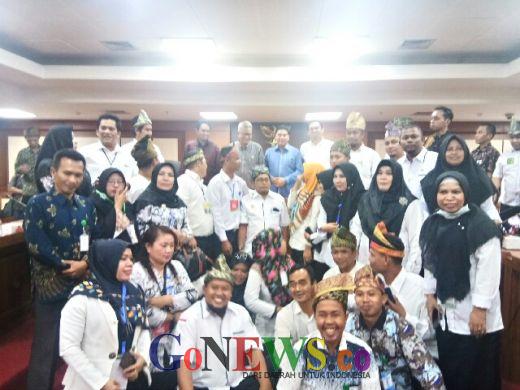 Honorer Nonkategori: Tolong Pemerintah Jangan Diskriminasi Kami