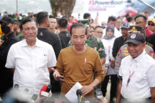Presiden Jokowi Ingin Balap Mobil Formula 1 Digelar di Indonesia