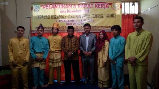 Lantik Pengurus IPEMAROHIL Jakarta, Wakil Bupati Rohil Ajak Mahasiswa Ikut Promosi Wisata