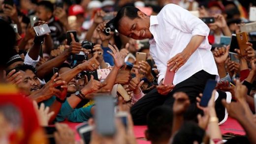 Gubernur Riau, Kader PAN, Hadiri Kampanye Jokowi di Dumai
