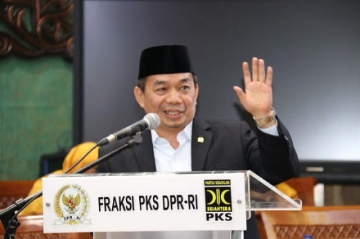PKS Desak Jokowi Cabut Larangan Buka Bersama