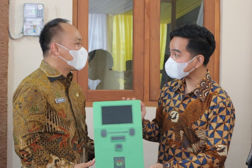 Surakarta dan Sejumlah Daerah Terima Mesin ADM dari Dukcapil Kemendagri
