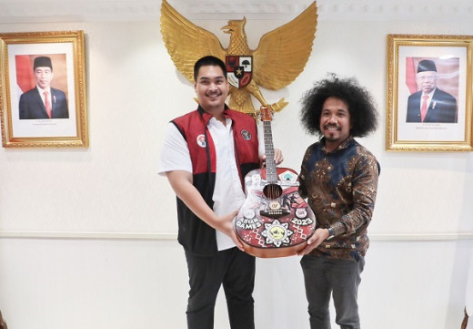 Dukungan Menpora Dito Buat Ari Kribo Berkarya di Belantika Musik Indonesia