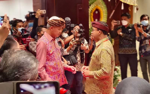 Surya Paloh Sebut Anies-Ganjar Duet Pemersatu Bangsa, Hasto: Jangan Dipersempit