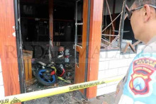 Mahasiswa Tewas Ditusuk di Malang, Rekan-Rekannya Bakar Kafe sampai Sweeping Indekos