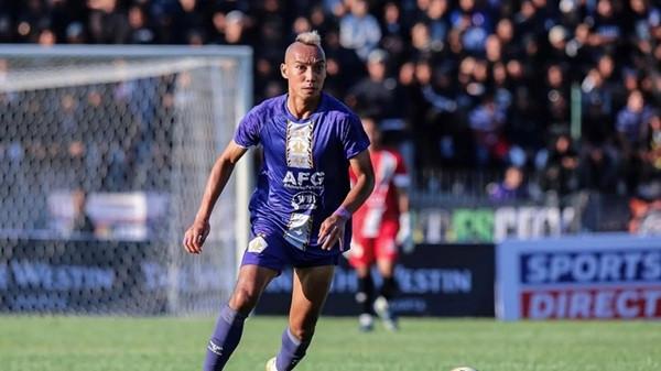 Plang Kambung, Novri Setiawan Gabung Semen Padang