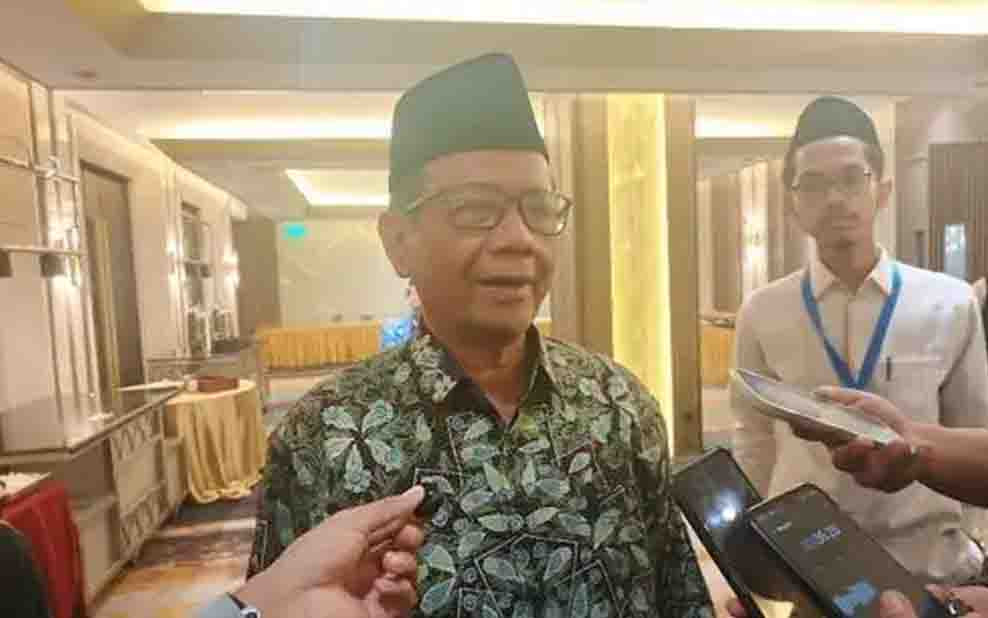 Sentil Kejagung, Mahfud MD Bandingkan Tersangka Menteri dan Jaksa
