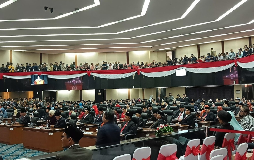 106 Legislator DPRD DKI Resmi Dilantik