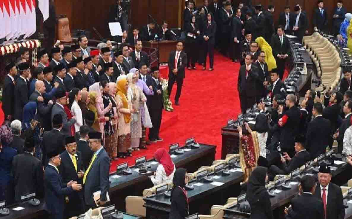 Tunjangan Fantastis DPR dan Pajak Gratis, Celios: Beban Rakyat Semakin Berat