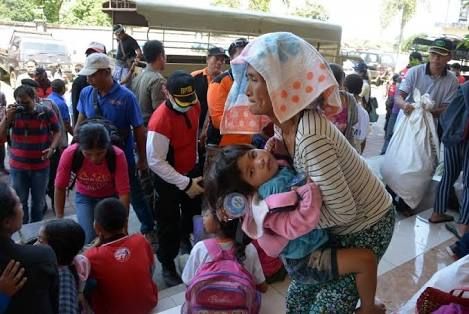 Letusan Gunung Agung Ancam Warga, 75.673 Ribu Orang Mengungsi