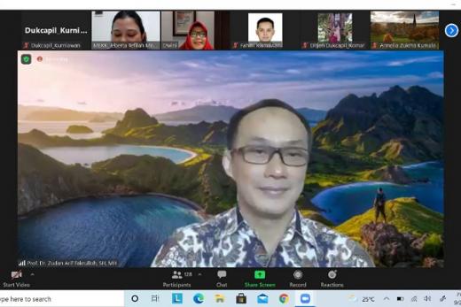 Dukcapil: Kurangi Upload Dokumen Kependudukan di WA, Line, IG, FB atau Telegram