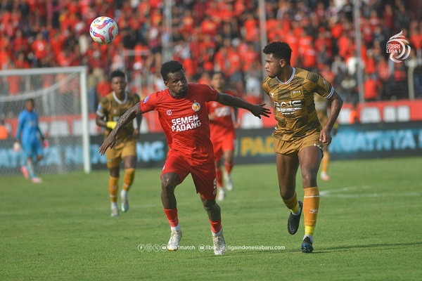 Pesta Gol Lawan Semen Padang, Jan Olde Riekerink Katakan Ini