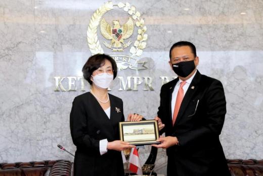 MPR Minta Pemerintah Korea Selatan Berikan Perhatian Khusus ke WNI Penderita Corona