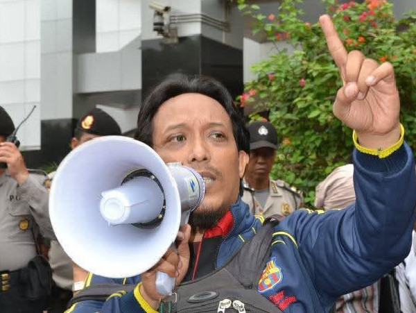 Menelaah Pernyataan Wamen HAM Terkait Pendanaan NGO