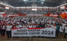 Kerja Nyata Untuk Rakyat, Relawan Banyumas Satu Komando Madep Mantep 2024 Bersama Jokowi