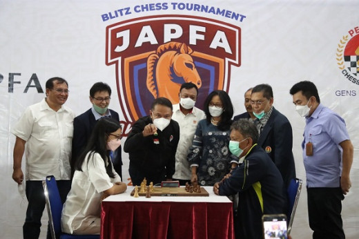 Buka Turnamen Catur Kilat JAPFA Ramadhan Cup 2022, Menpora Amali: Mas Utut Adianto Penuh Inovasi