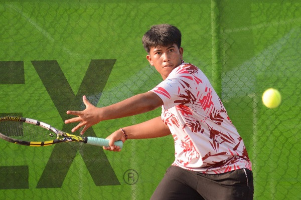 Duel Revans Komang Melawan Mika di Perempat Final