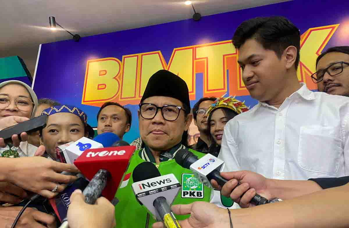 Wacana Pilkada Tak Langsung, Formappi Dorong Pembahasan Serentak Lima RUU Politik