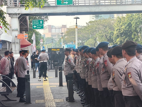 Polda Metro Jaya Siagakan 2.177 Personel Amankan Pendaftaran Cagub-Cawagub Dan PAM Unras di DPR