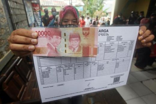 Mensos Diminta Batalkan Pemotongan Jumlah Penerima Bantuan
