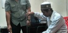 E... Buset Dah, Nyamar Pakai Baju Koko Mirip Ustaz, Pria Ini Ternyata Maling Kotak Amal di Masjid