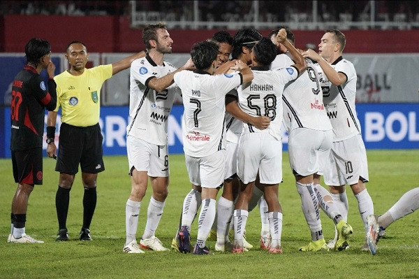 Carlos Pena Nilai Persija Jakarta Layak Menang Lawan Arema FC