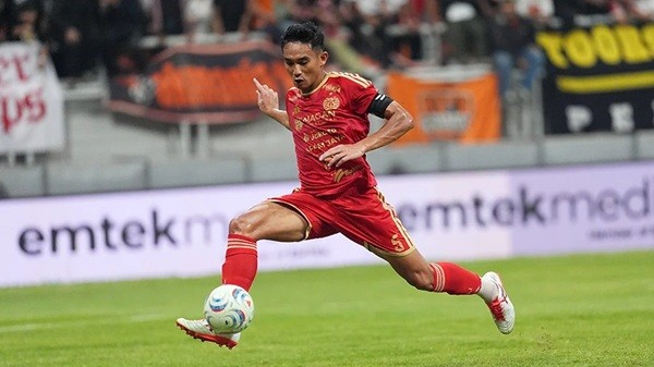 Optimalisasi Kemampuan Multiposisi Rizky Ridho