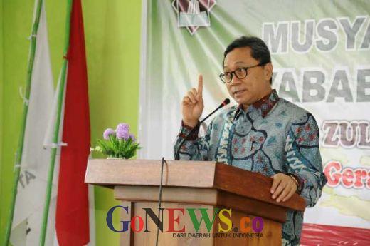 Buka Munas Syabab Hidayatullah di Batam, Zulkifli Hasan: Dibanding Timur Tengah, Indonesia Masih Paling Nyaman