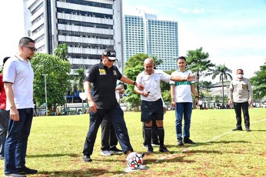 Buka Fun Football Pekan Olahraga KAHMI, Bamsoet Kembali Tegaskan Capres Golkar Airlangga Hartarto