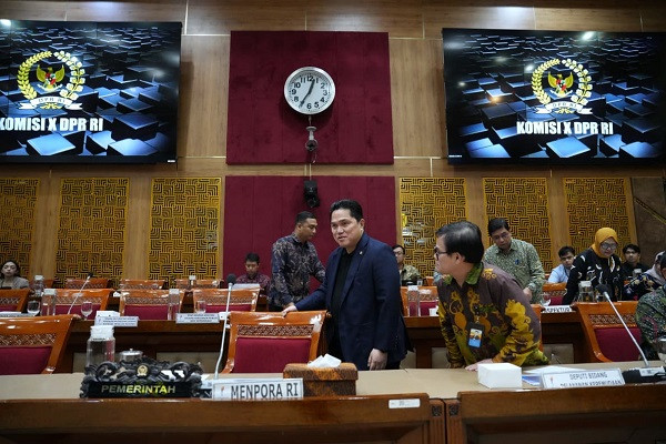 Komisi X DPR RI Beri Pujian, Menpora Erick Sebut Hasil Apik Tak Membuat Terlena