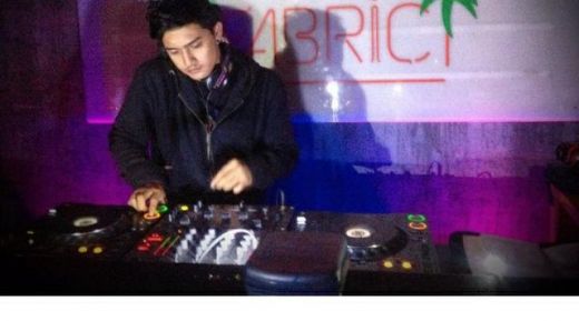 Tragis... DJ Ganteng Tewas di Depan Diskotek karena Dikeroyok Belasan Orang