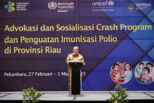 Sekdaprov Riau Minta Seluruh Sektor Kerja Sama Sukseskan Crash Program Imunisasi Polio