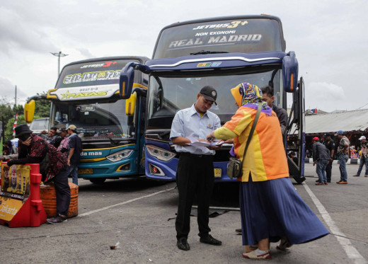 Arus Balik, Kemenhub Berangkatkan 126 Bus Mudik Gratis dari Jawa ke Jabodetabek