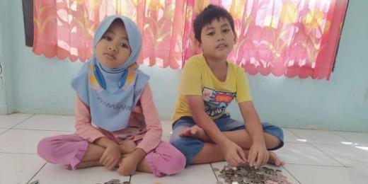 Beli Kambing Kurban, Bocah SD di Palembang Ini Sisihkan Uang Jajan Selama 3 Tahun