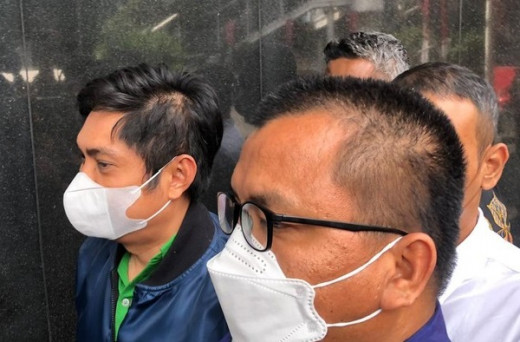 Begini Penampakan Mardani Maming saat Menyerahkan Diri ke KPK