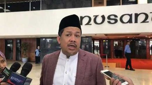 Nasihat Fahri Hamzah Kepada Presiden Jokowi Terkait Gelombang #2019GantiPresiden