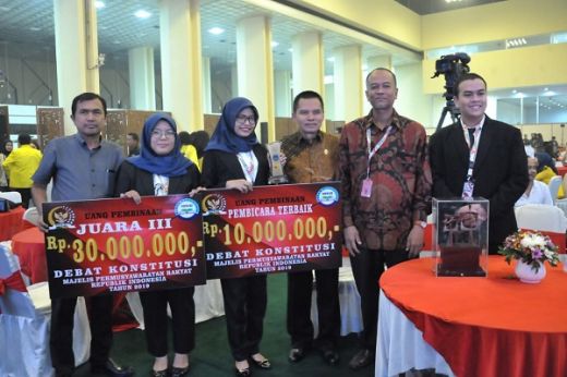 Universitas Syiah Kuala Raih Juara 3 Lomba Debat Konstitusi MPR 2019