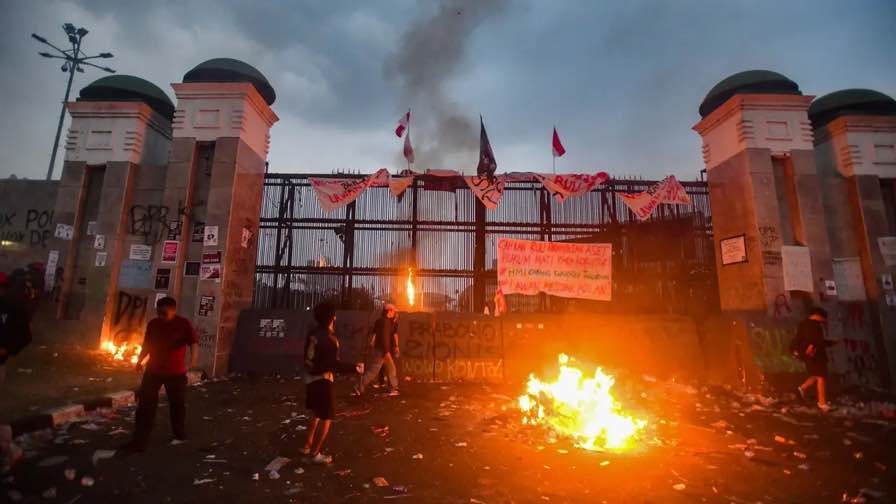 Fasilitas Sekitar Gedung DPR Dirusak Massa, Polisi Lakukan Inventarisasi