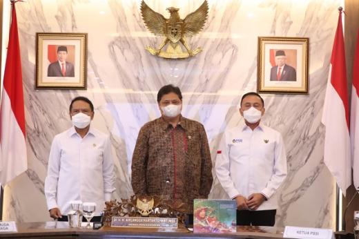 Airlangga Hartarto Izinkan Liga 2 Digelar di Kalimantan dan Sumatera