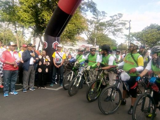 Sepeda Nusantara Bangun Indonesia Sambangi Bandung
