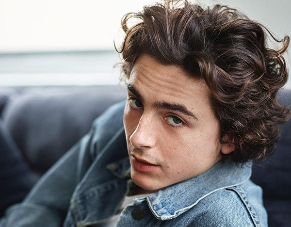 Timothée Chalamet Kejutkan Pencari Kembaran di New York