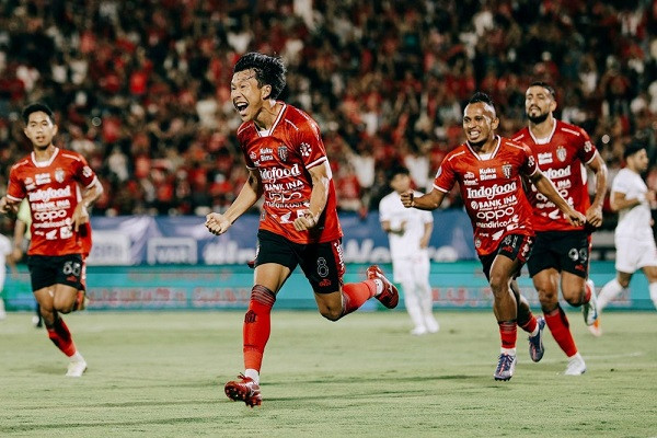 Strategi Bertahan Yang Kuat Kunci Kemenangan Bali United FC Atas Persis Solo